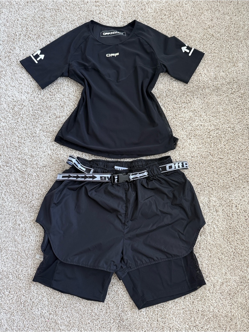 OFF-White active top